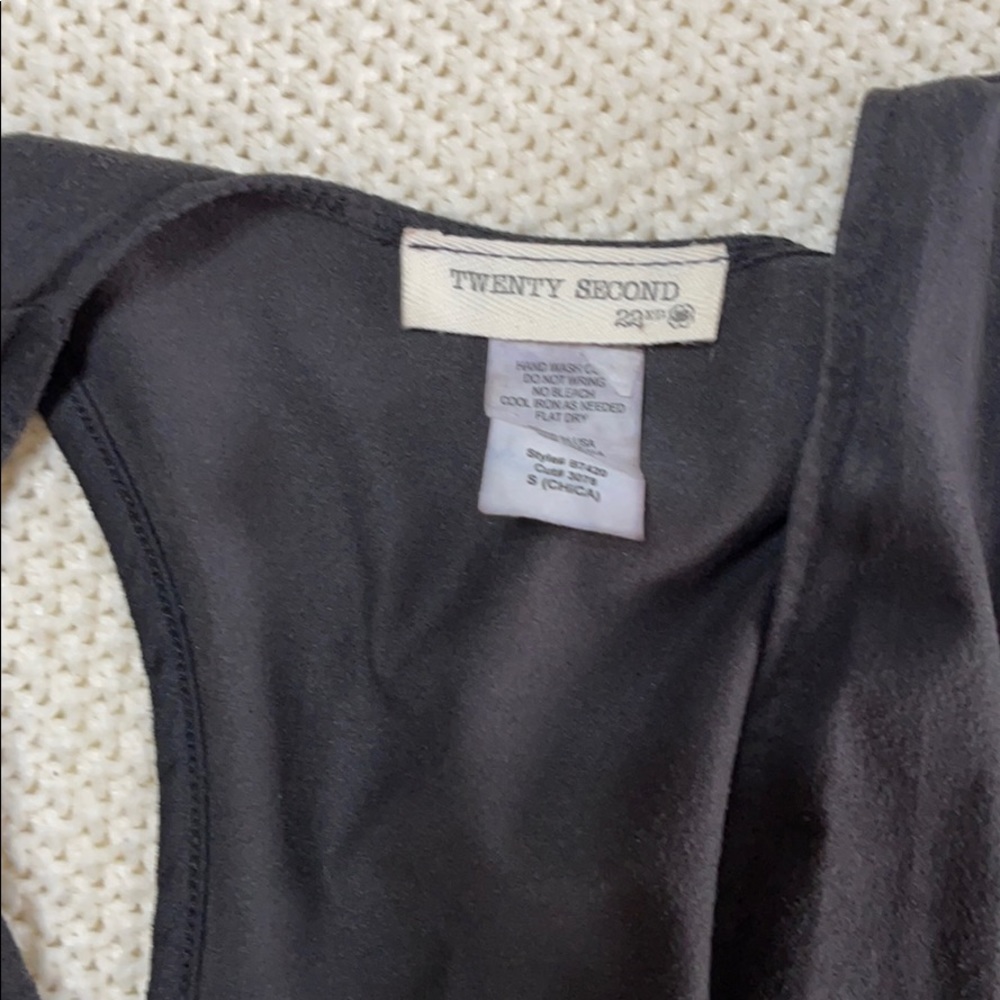 Vest - Picture 2 of 2